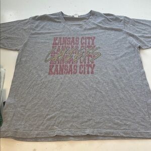 Tultex Large Kansas City Chiefs Gray Short Sleeve Graphic T Shirt